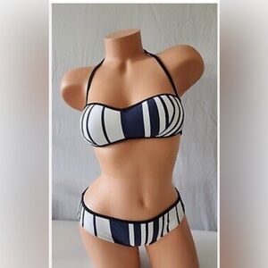 NWT CHLOE 2 pc Bathing suit/Swimsuit Bikini 40 IT